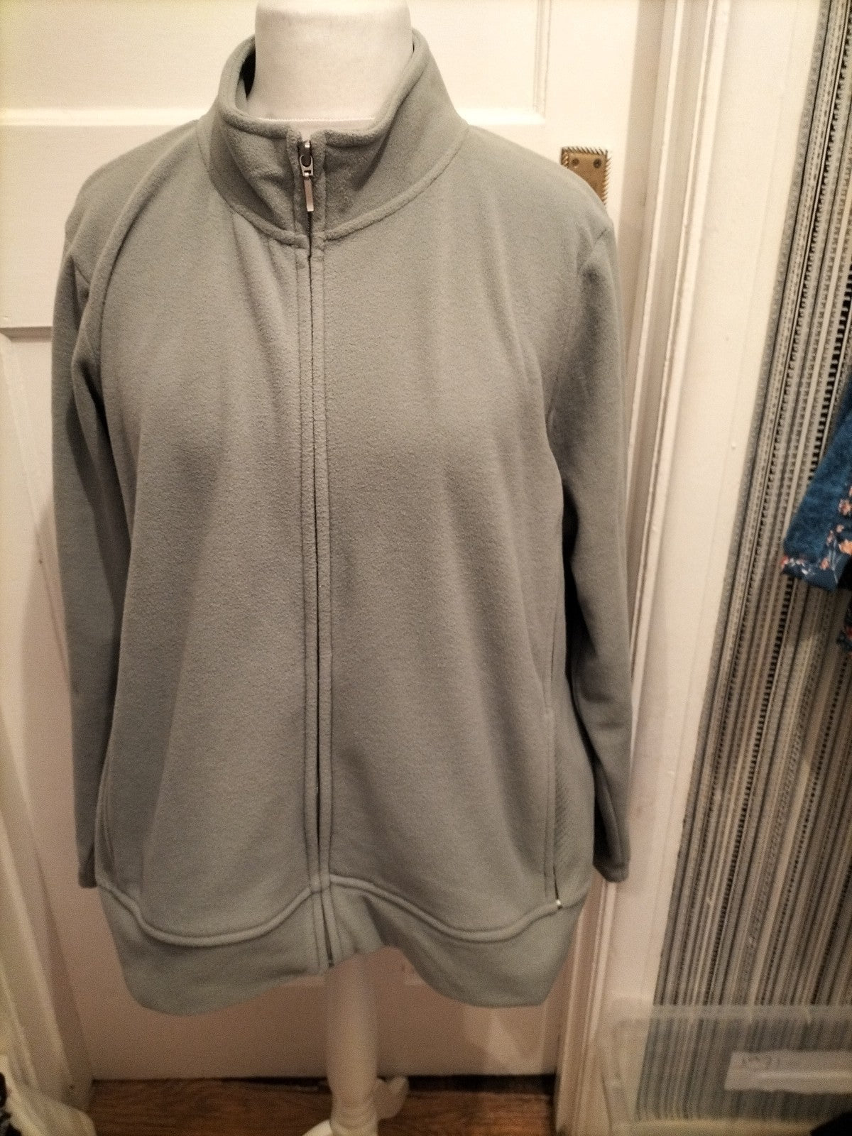 Ladies BM Essential Size XL Green Full Zip Jacket Jumper