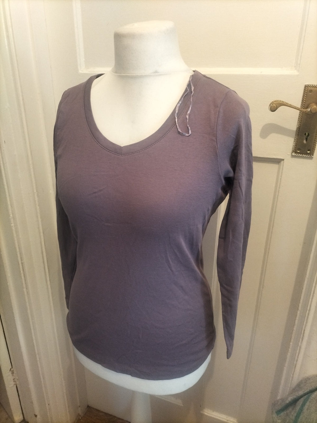 Ladies Originals Size 12/14 Purple Long Sleeved V Neck Blouse