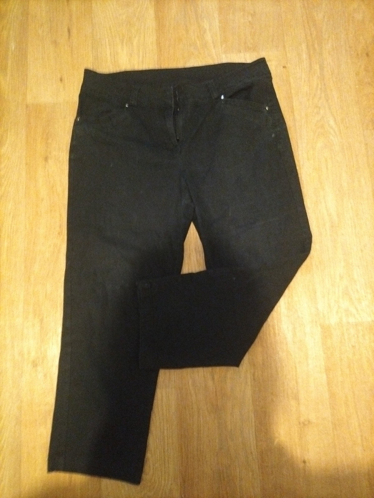 Ladies Wallis Size 12 Black Cropped Jeans