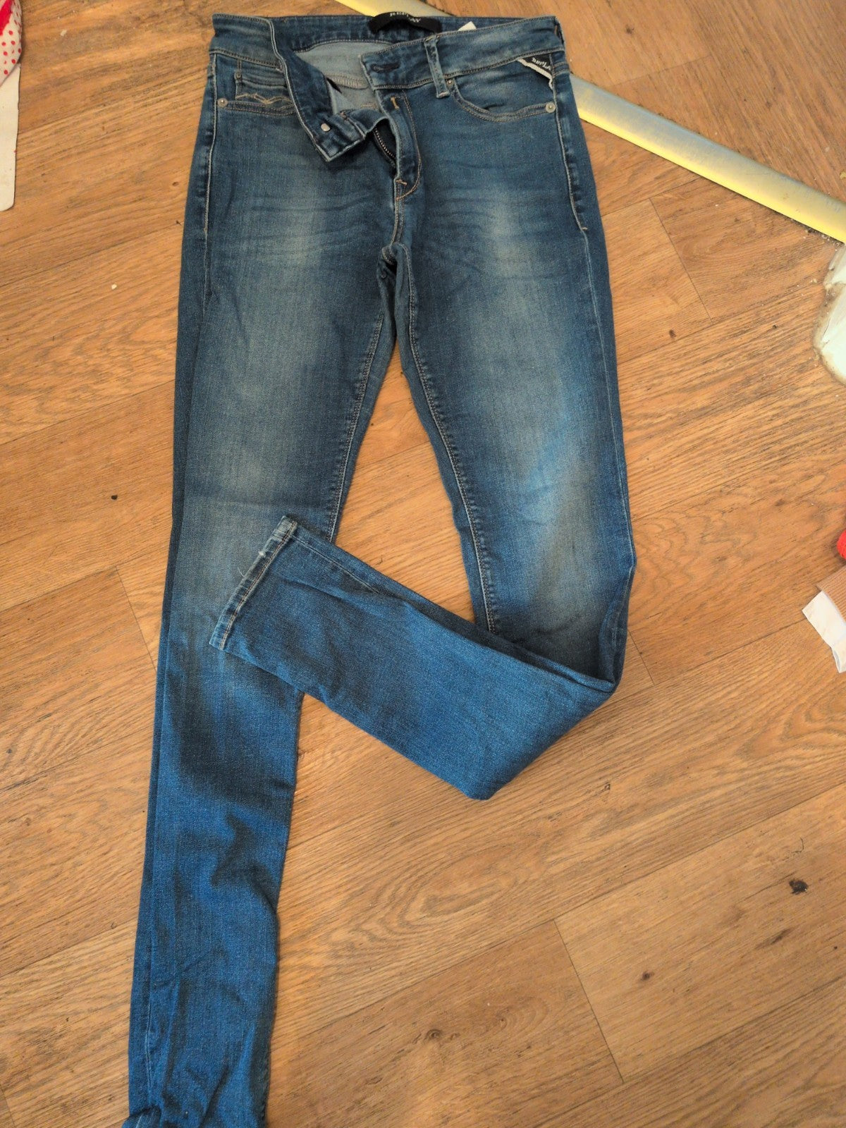 Ladies Replay Size W28xL32 New Luz Jeans