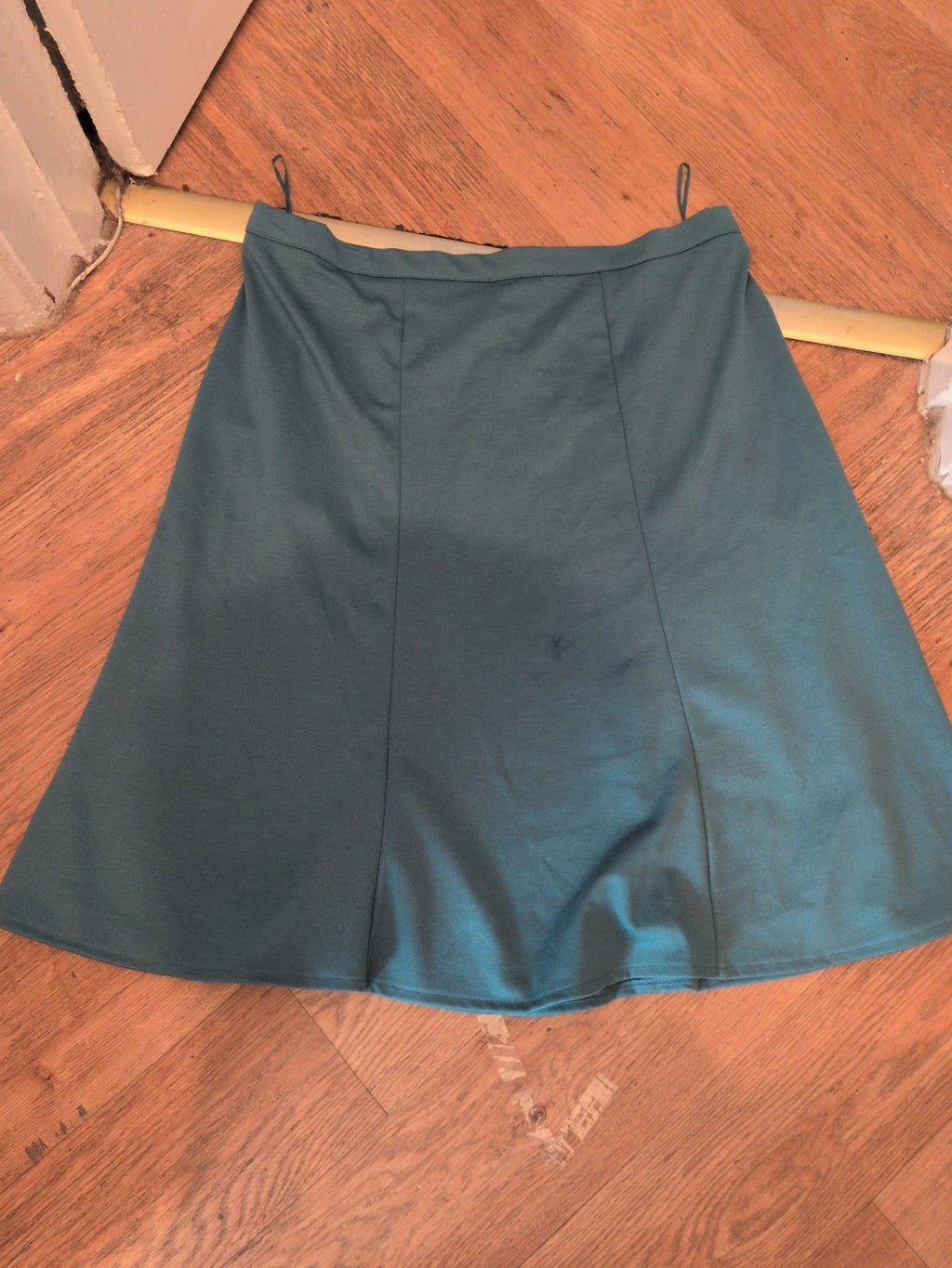 Ladies Bonmarche 18 Turquoise Flare Knee Length Elasticated Skirt
