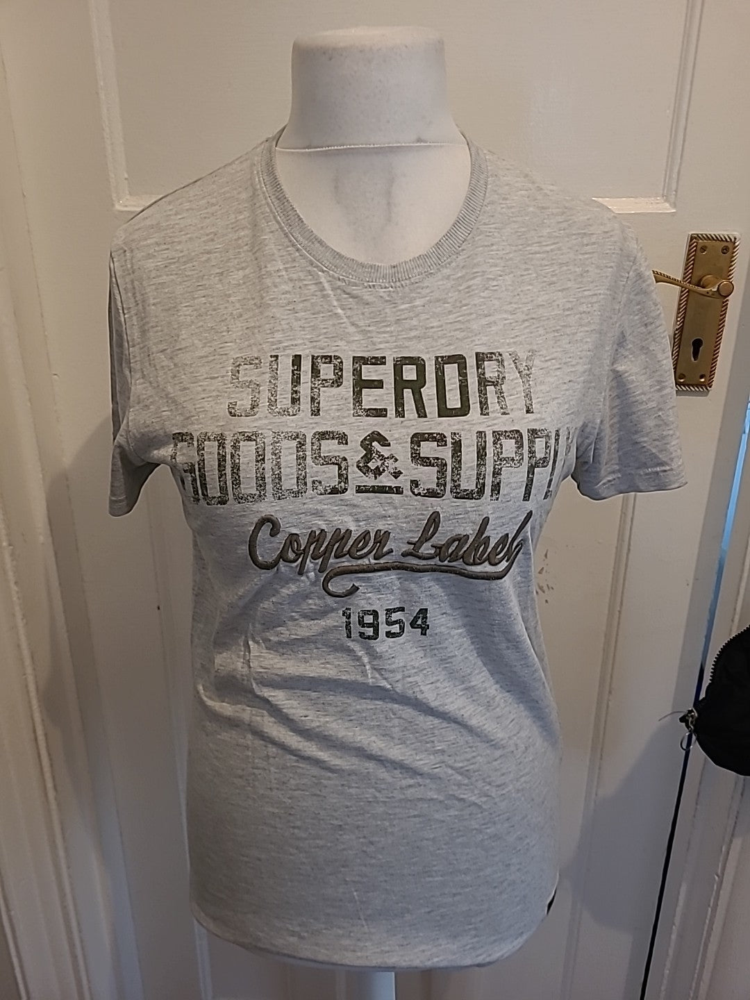 Mens Superdry Size Small Pale Grey Printed Tshirt