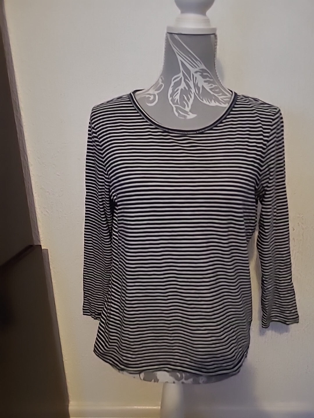 Ladies Espirit Small Striped Long Sleeved Blouse