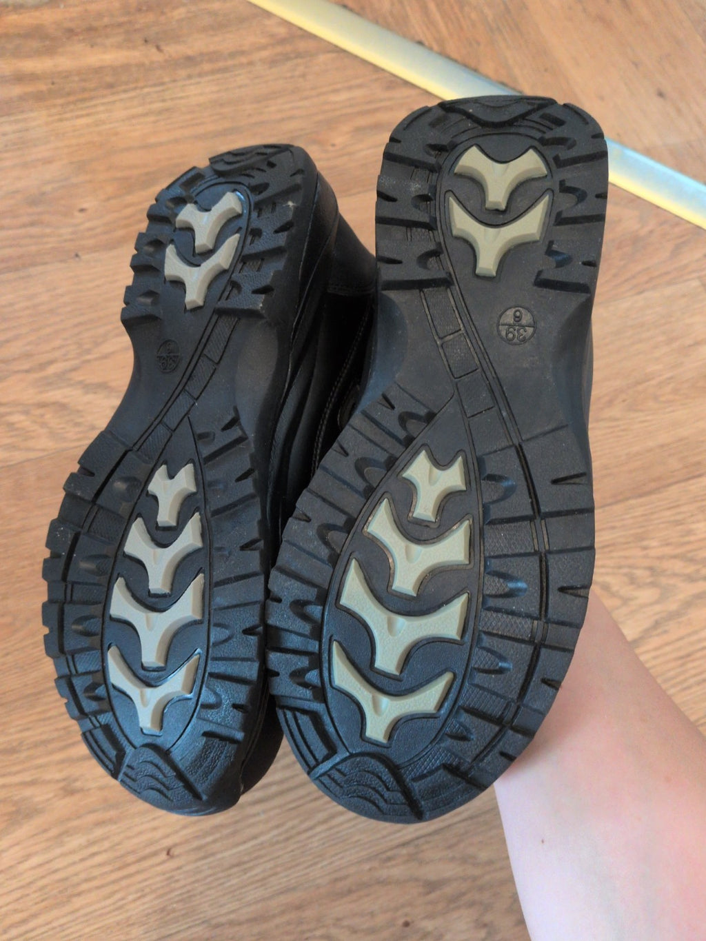 Brand New UK 6 Black Work Boots(No Steel Toe)
