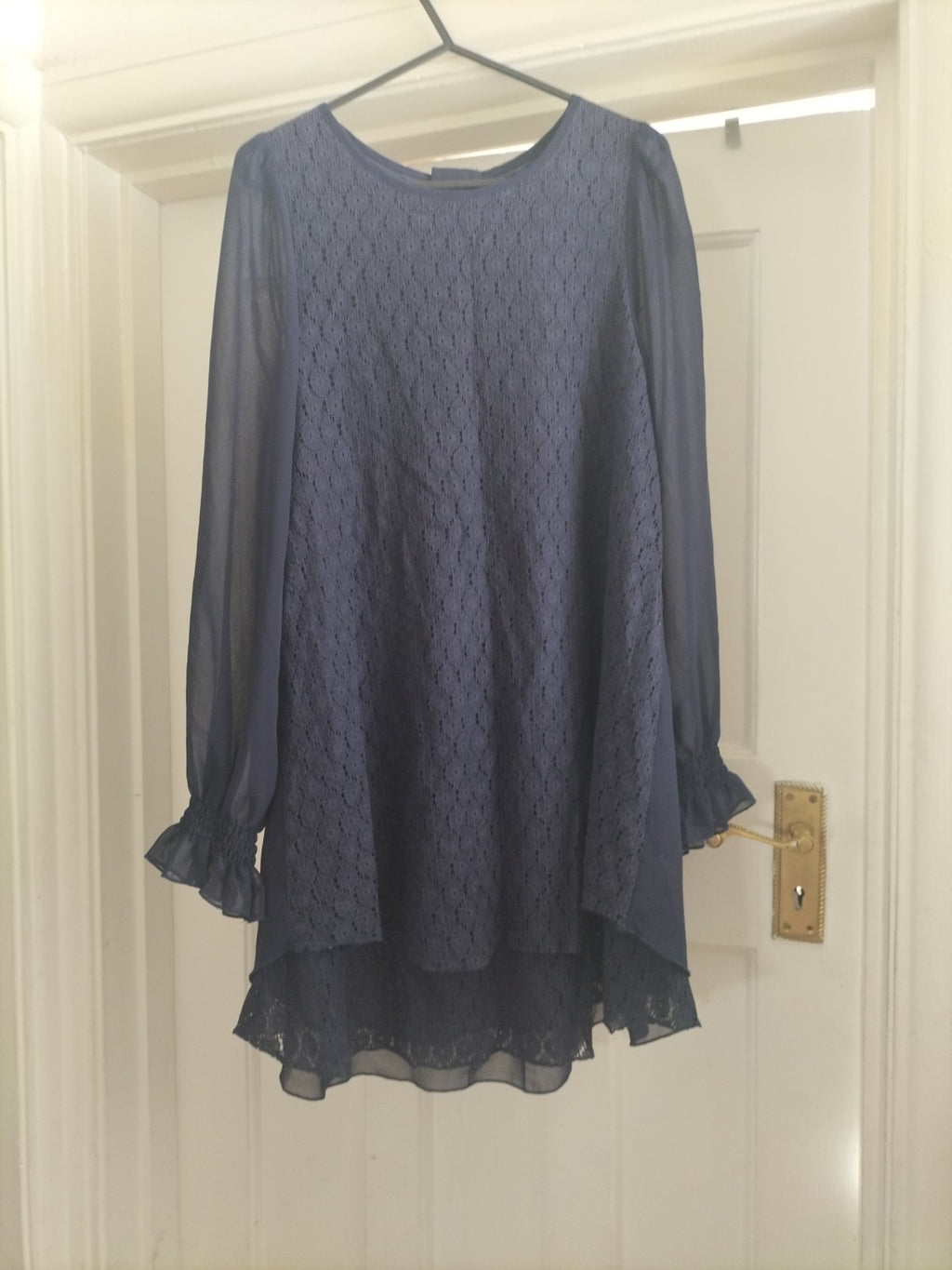 Ladies Select Size 8 Navy Long Sleeved Dress