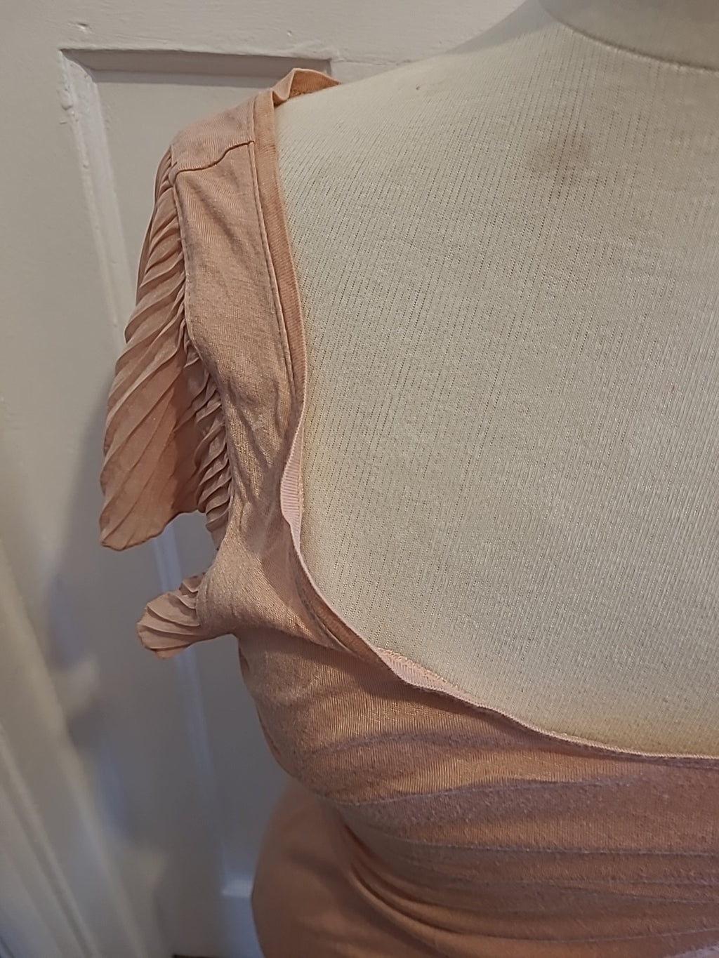 Ladies H&M Medium Pale Pink Short Sleeved Blouse