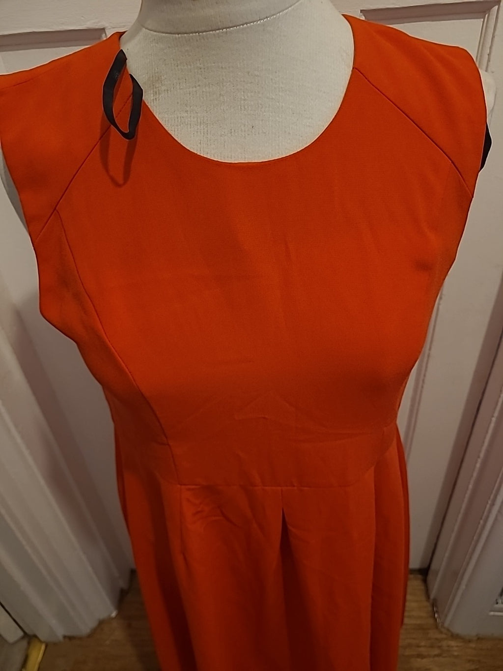Ladies Peacocks Size 10 Orange Sleeveless Flowy Dress