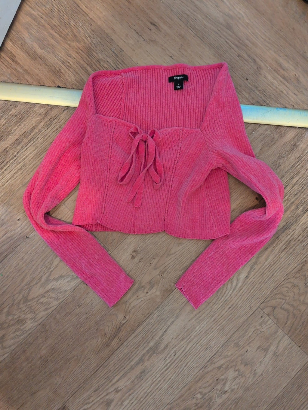 Nasty Gal Medium Pink Long Sleeve Crop Top