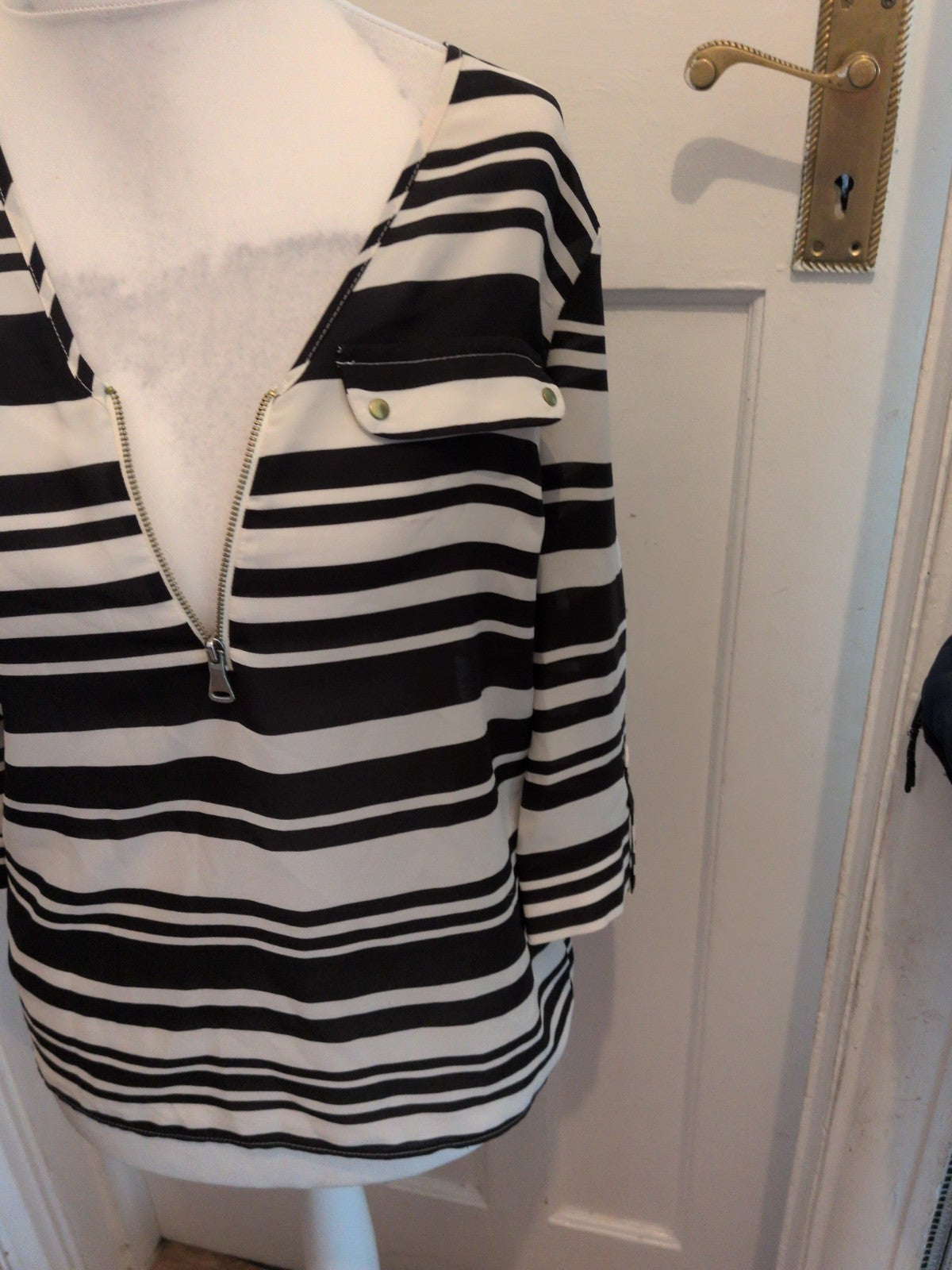 Dorothy Perkins 10 Cream And Black Long Sleeve Blouse
