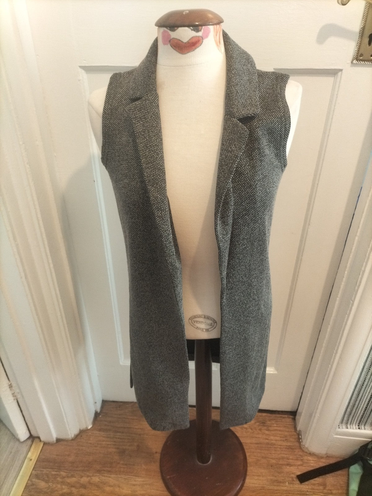 Ladies New Look Size 6 Grey Fleck Longline Sleeveless Cardigan