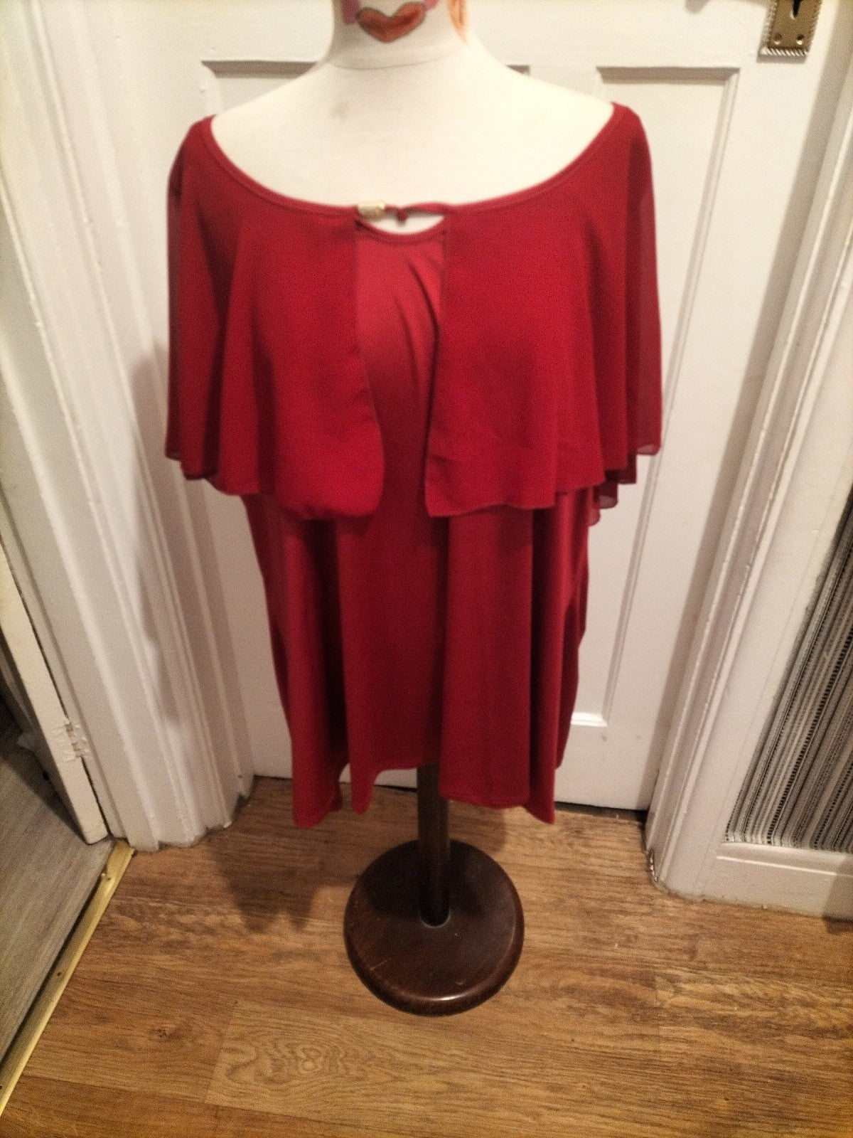 Ladies Size 4XL Plus Burgundy Flowy Sleeved Tshirt