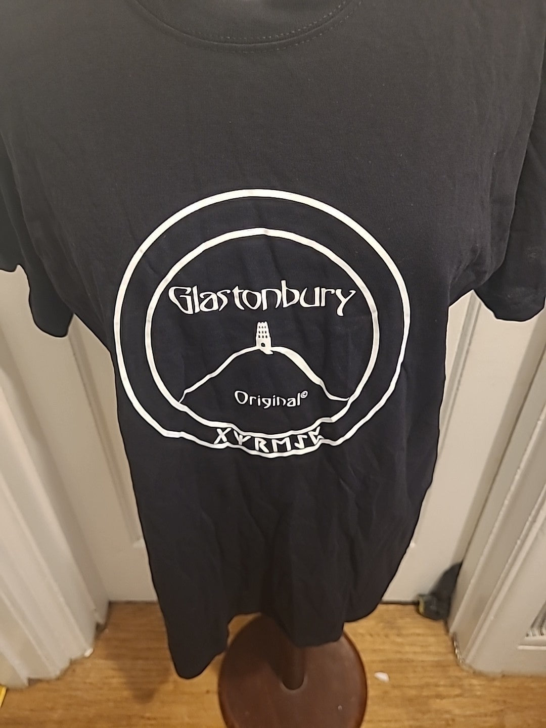 Mens Fruit Of The Loom Size Large Black Glastonbury Short Sleeved Tshirt