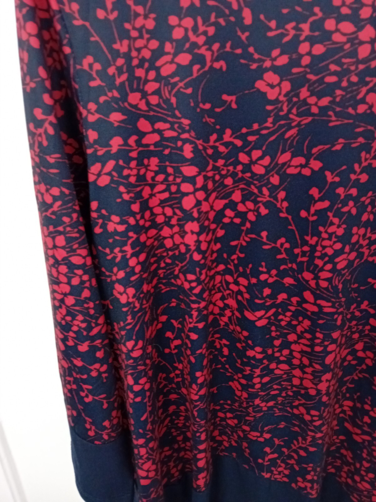 Ladies Jessica Graaf 3/4 Sleeve Red/ Navy Top Size XL Free Delivery