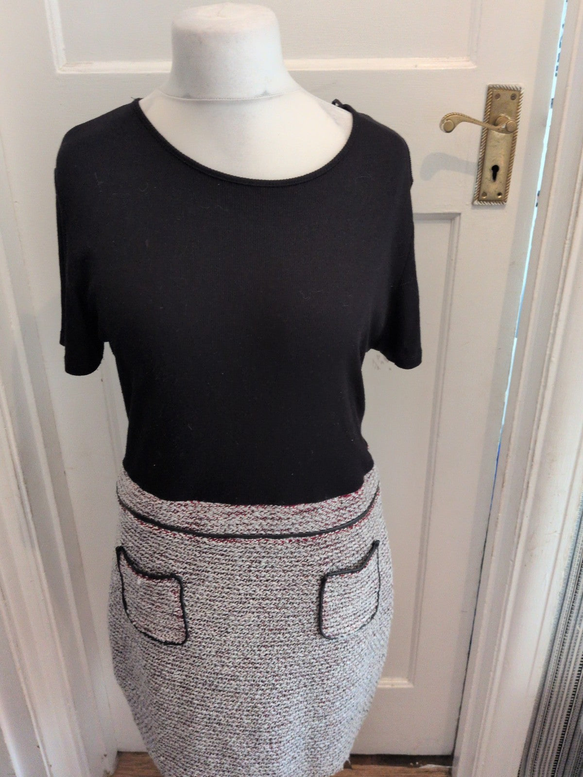 Select 18 Black And Grey With Red Short Sleeve Dress