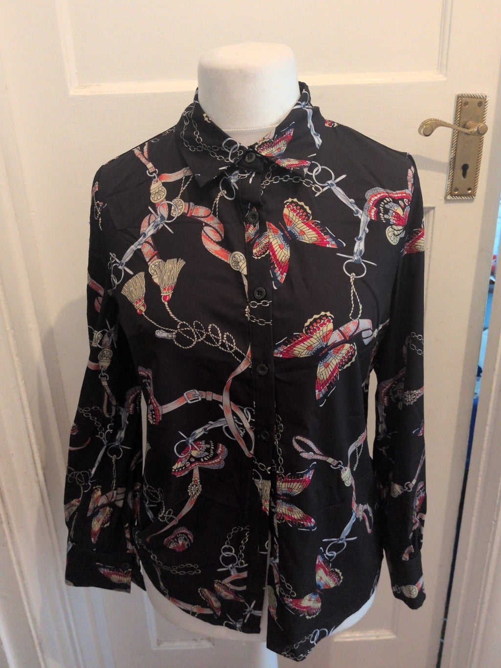 Ladies Long Sleeved Blouse Size Med Shein Black Chain Design