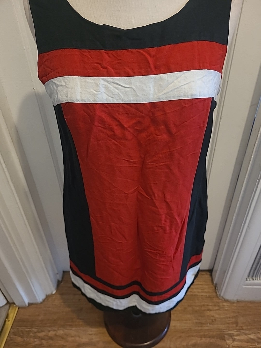 Ladies Debenhams Size 14 Black White Red Sleeveless Dress