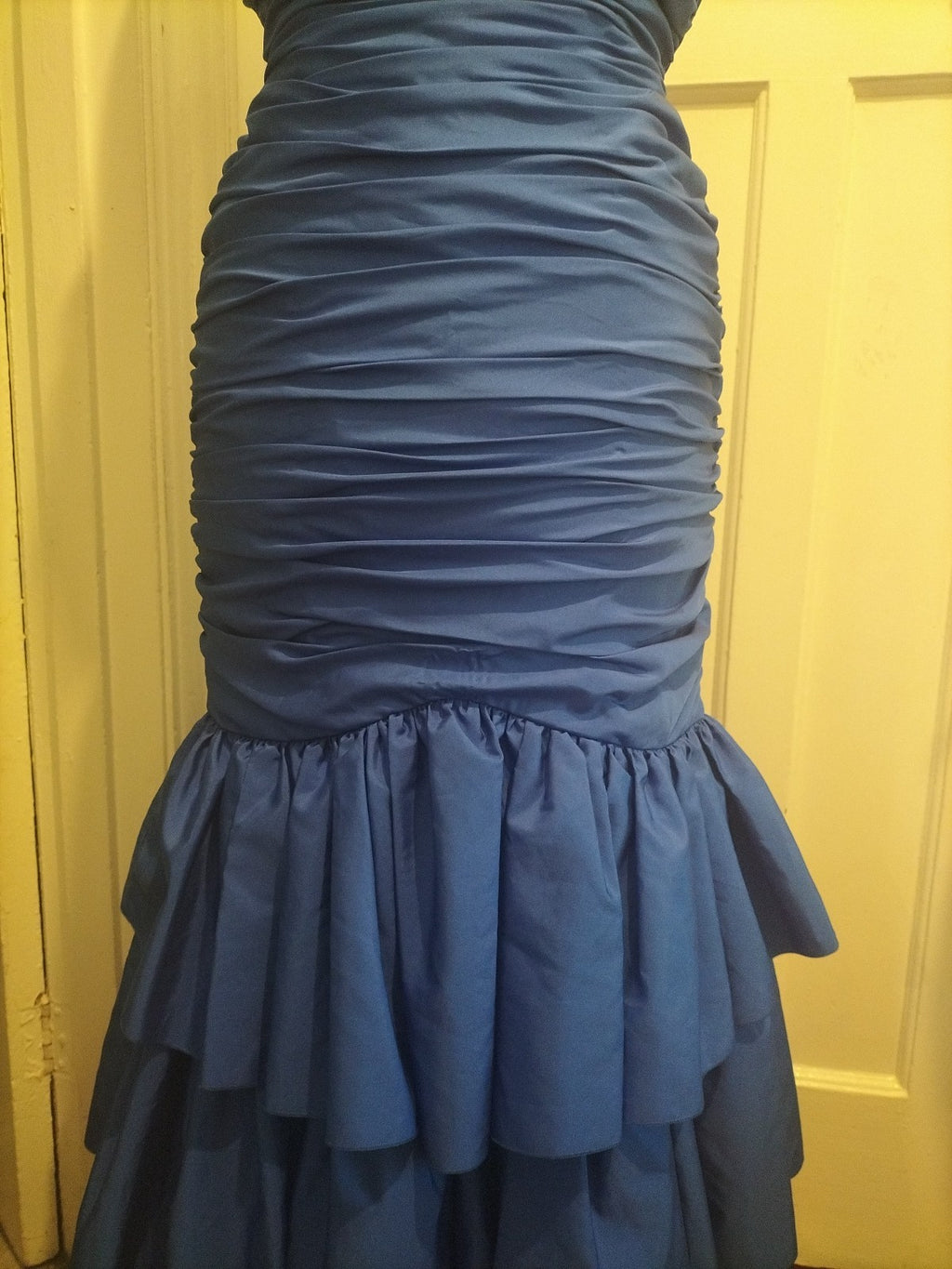 Ladies John Charles Soecial Occasion Dress Blue Size 12 Strapless