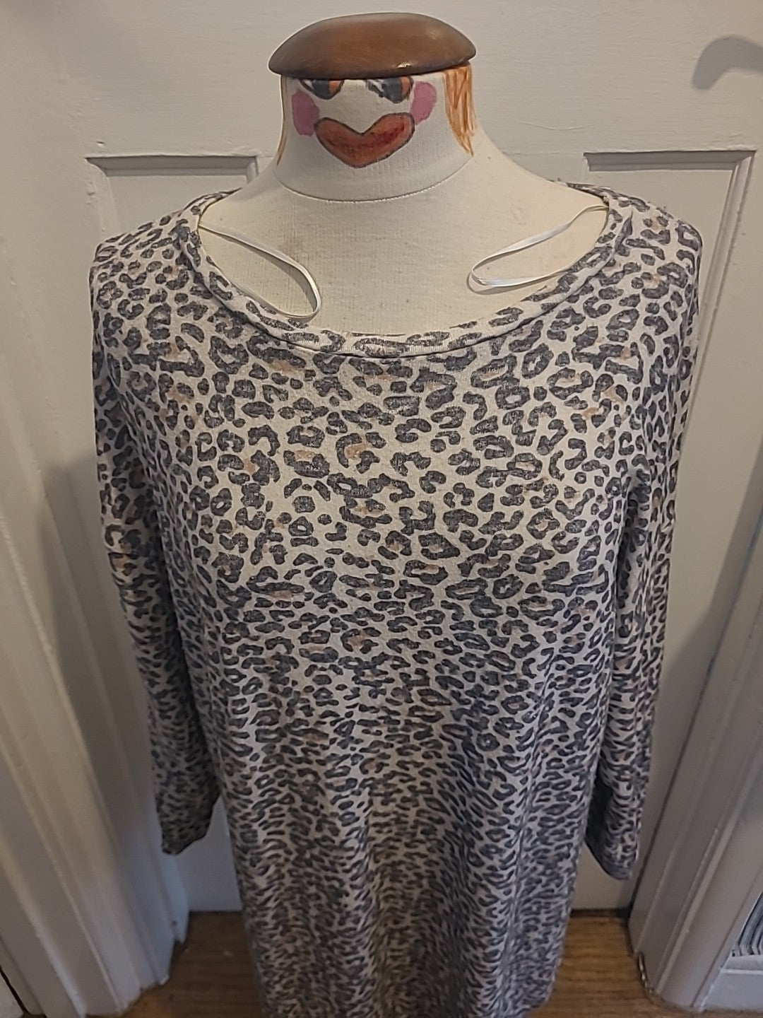 Ladies Peacocks Size 14 Animal Print Style Long Sleeved Dress