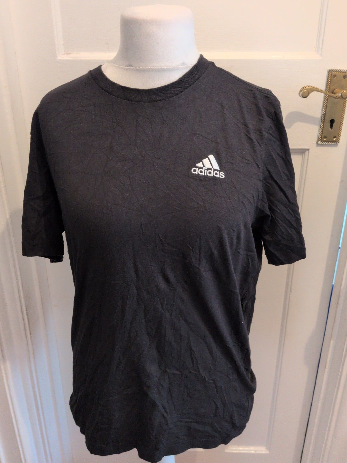 Adidas Medium Black Short Sleeve T-shirt