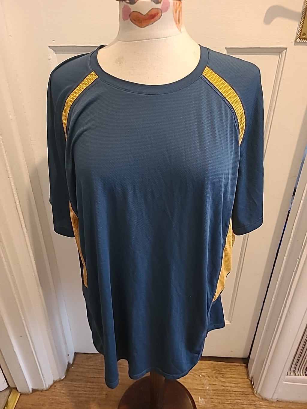 Mens Mountain Warehouse Size XL Dark Teal/Orange Breathable Tshirt