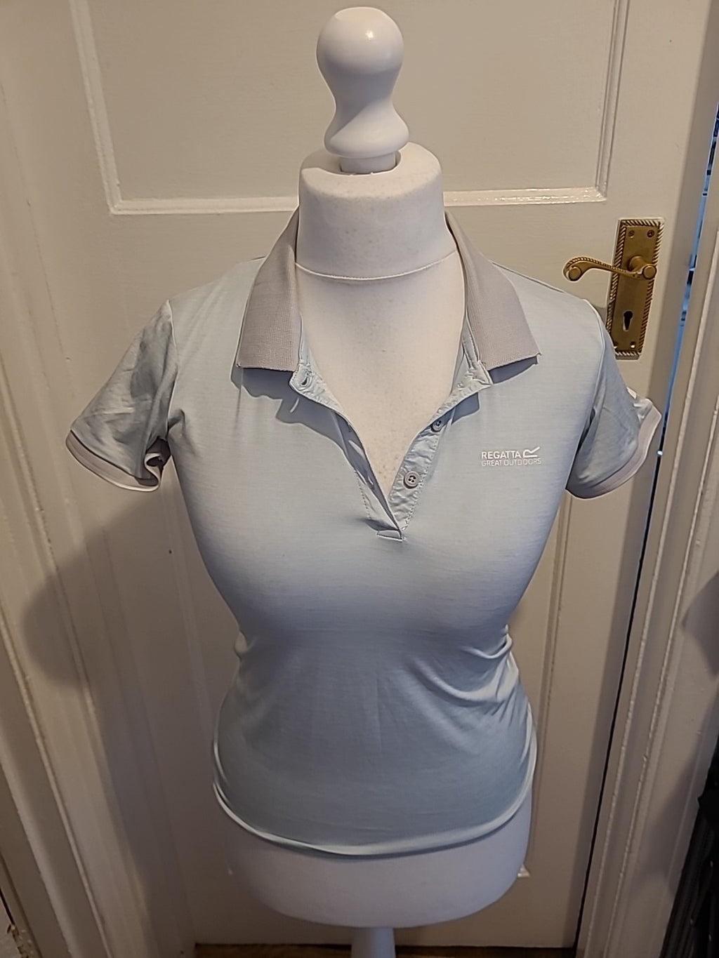 Ladies Regatta Size 10 Pale Grey Collared Short Sleeved Polo