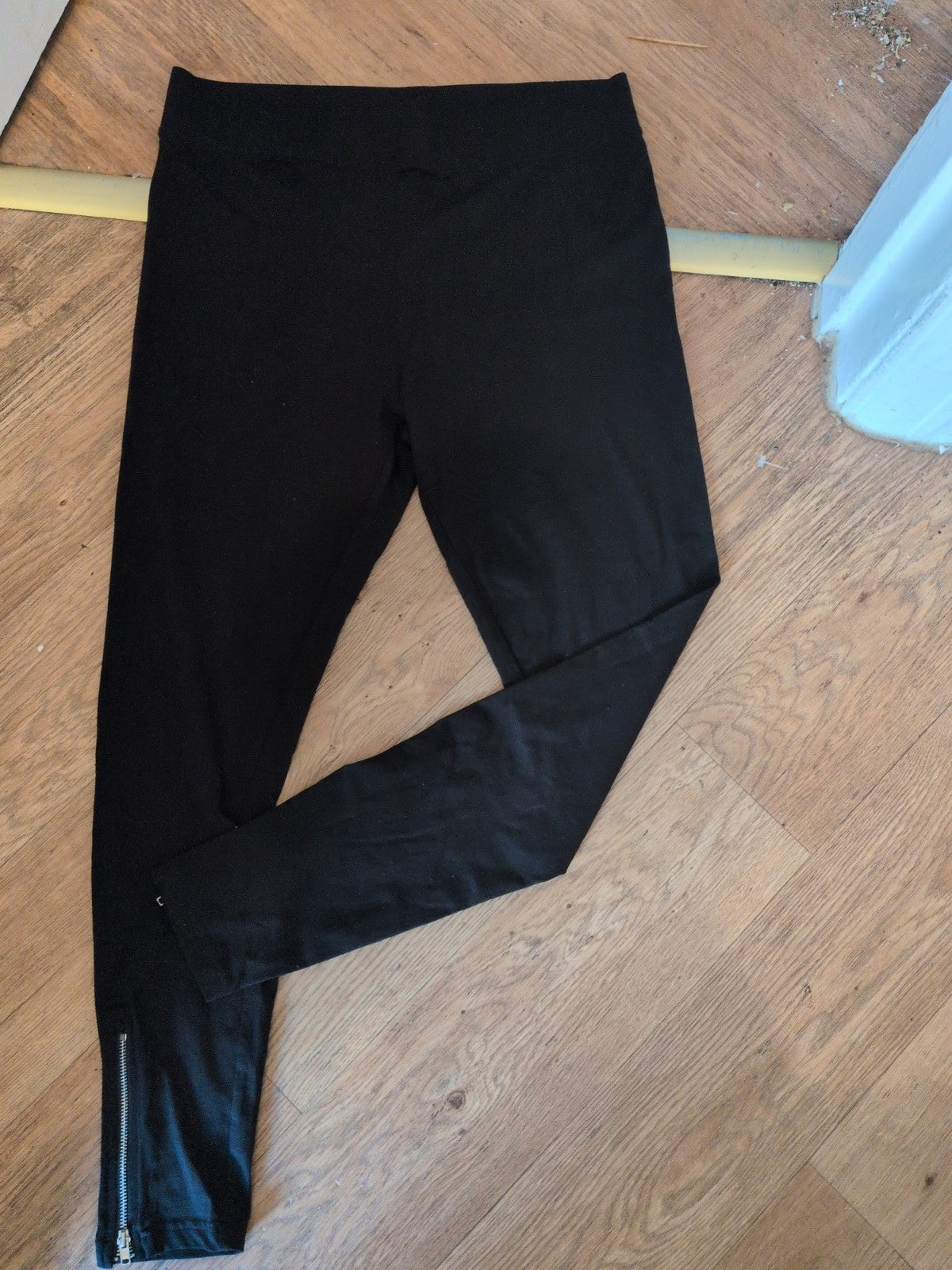 Ladies Papaya Size 14 Black Zip Ankle Leggings