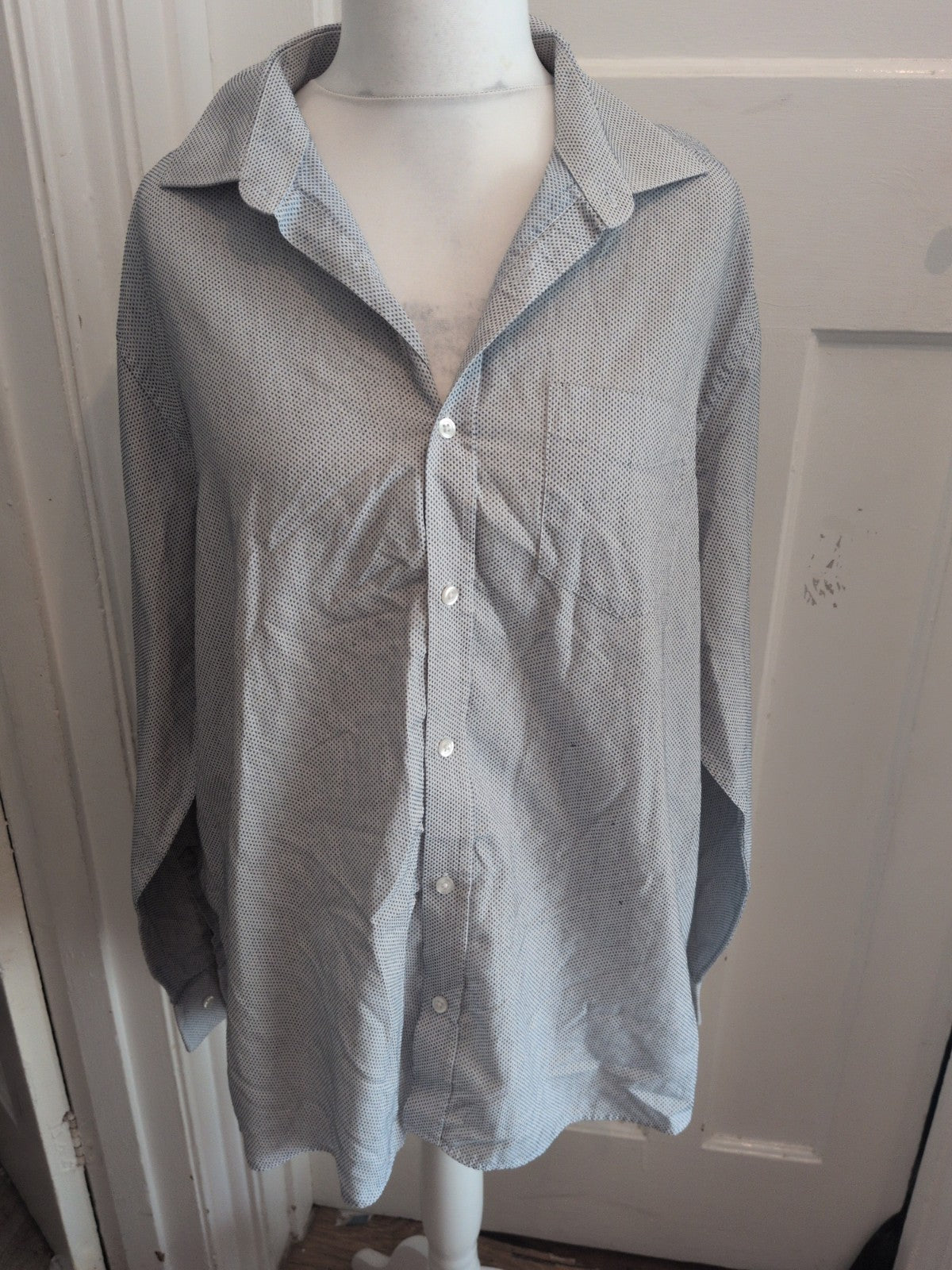 F&F Tailoring 17.5 White With Navy Pattern Long Sleeve Shirt
