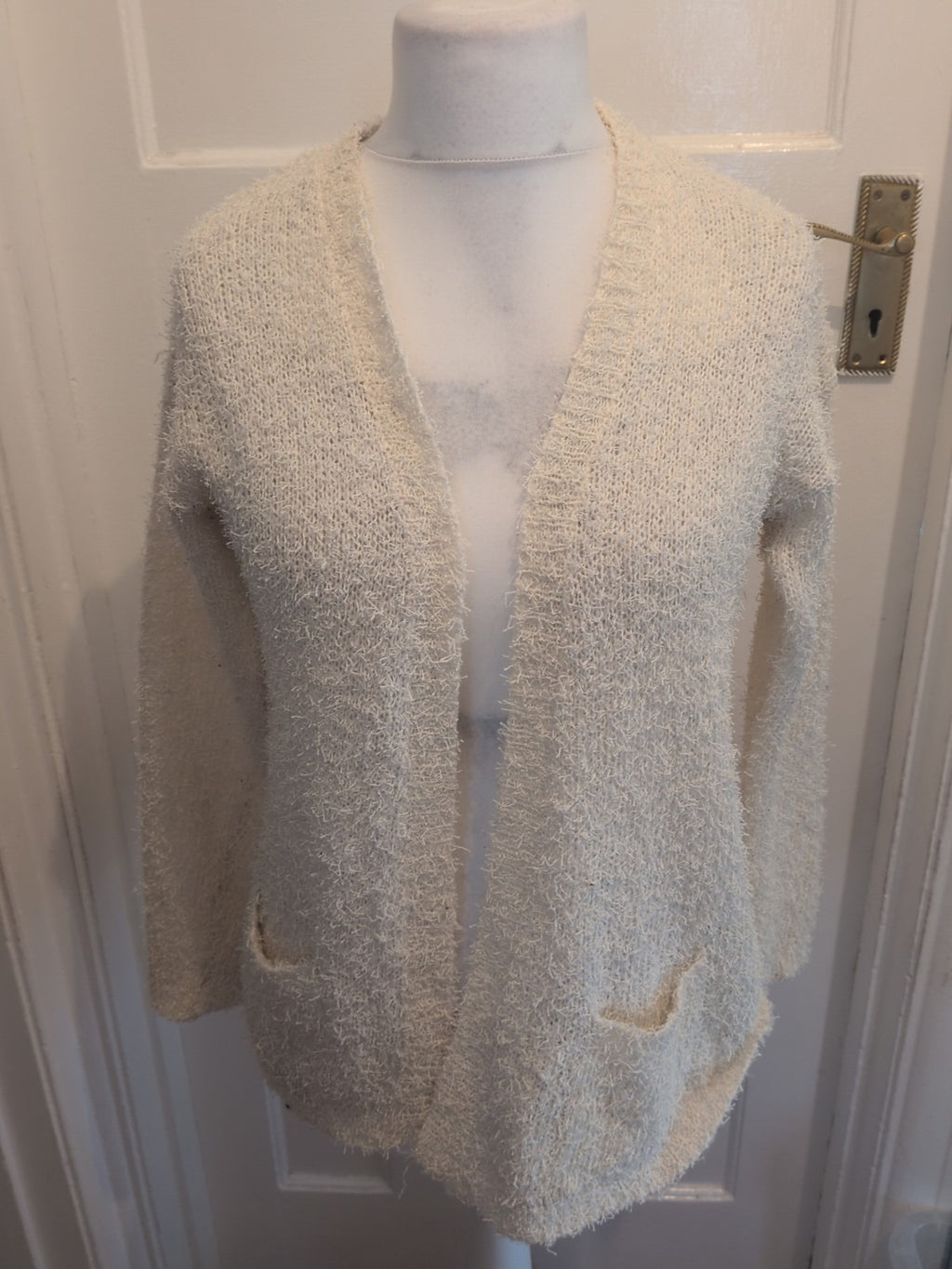 Ladies New Look Size Winter White Long Sleeved Cardigan