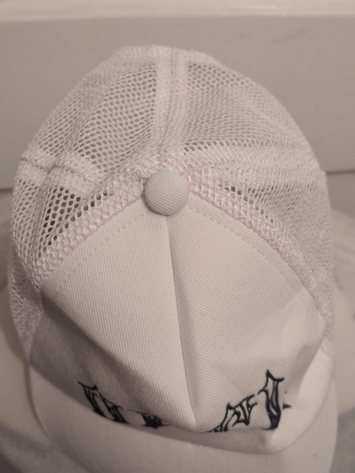 Boys One Size White Print Baseball Cap