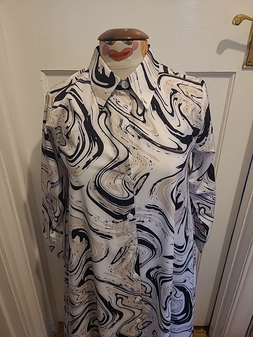 Ladies Uchoo Size XL White/Black/Beige Collared Dress