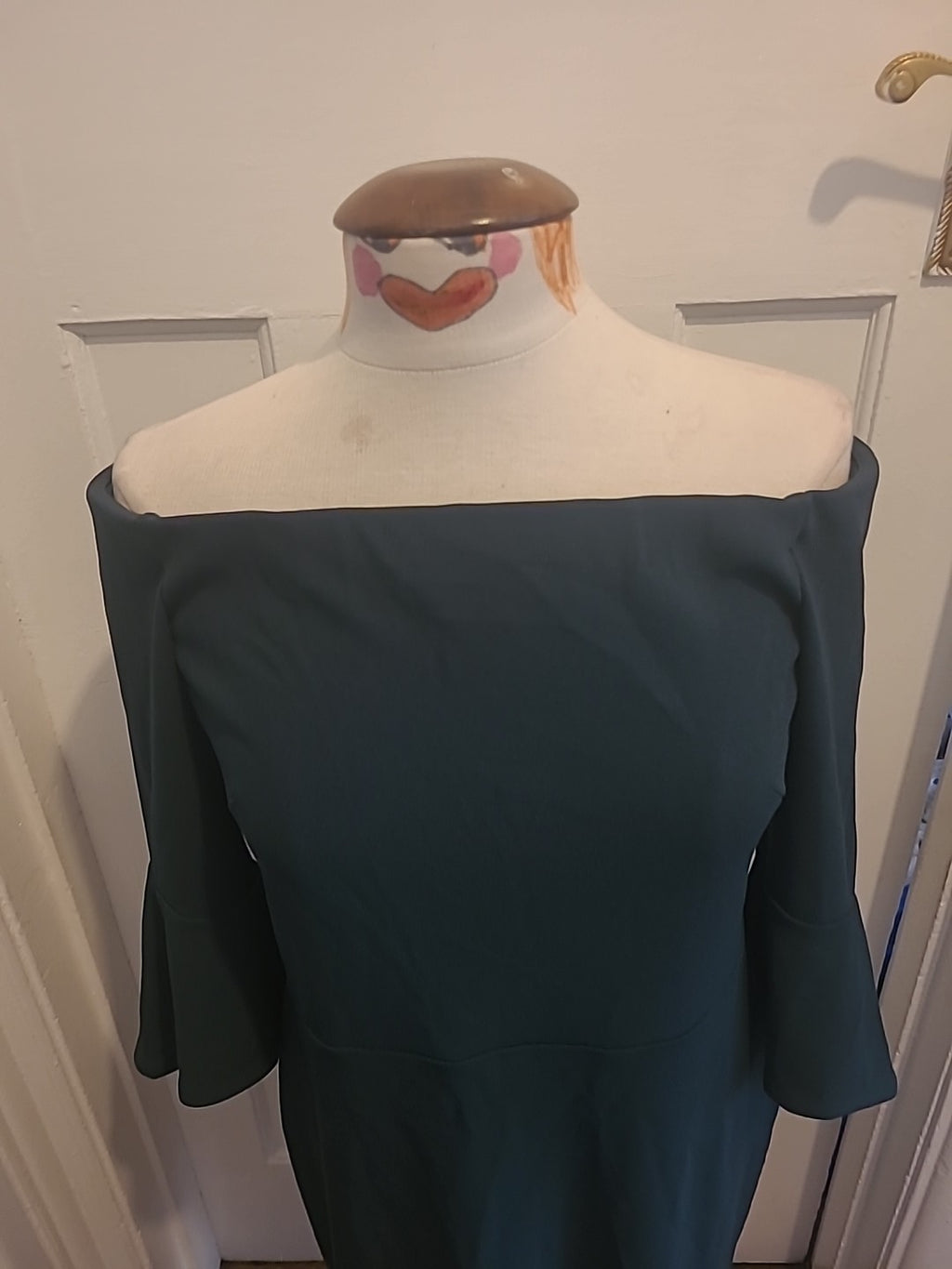 Ladies H&M Size Medium Green Short Sleeve Dress