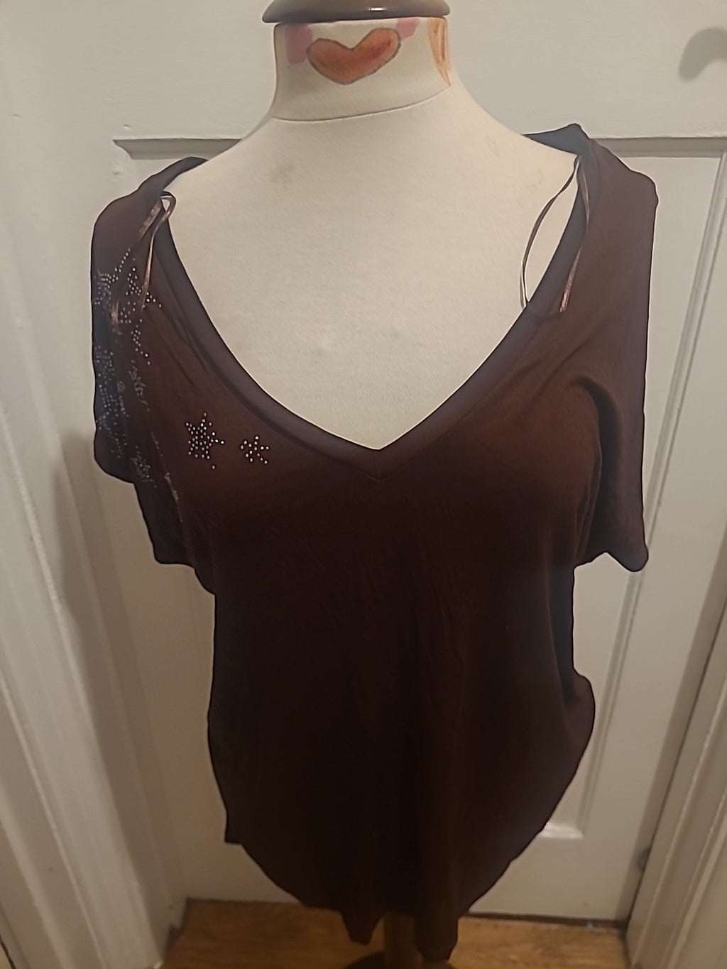 Ladies Next Size 18 Brown Star Detail V Neck Short Sleeve Blouse