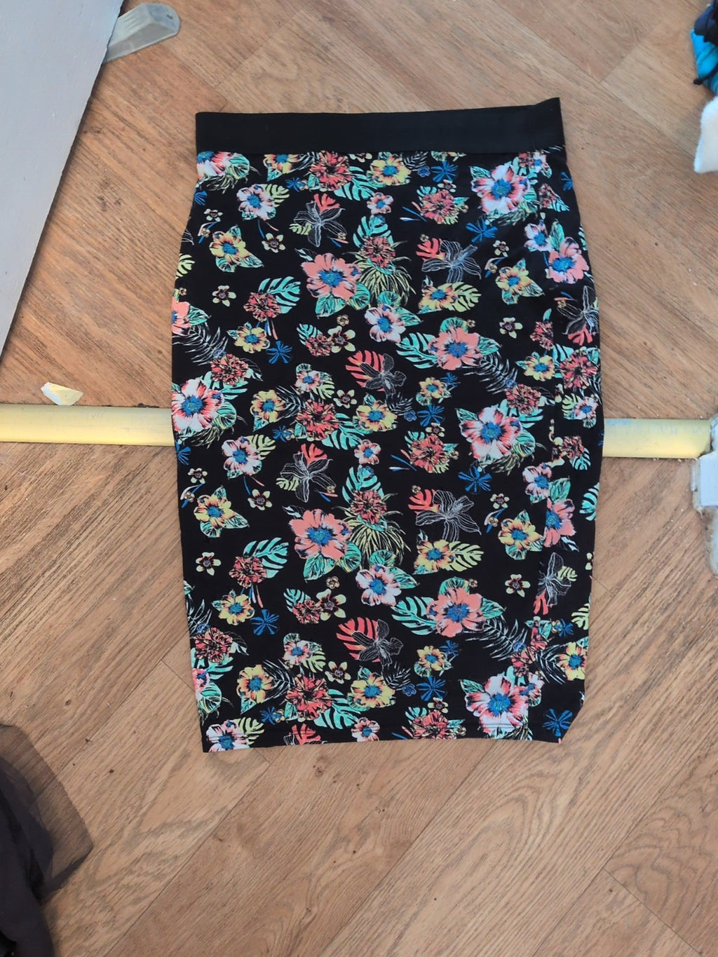 George 12 Black Floral Elasticated Skirt Knee Length