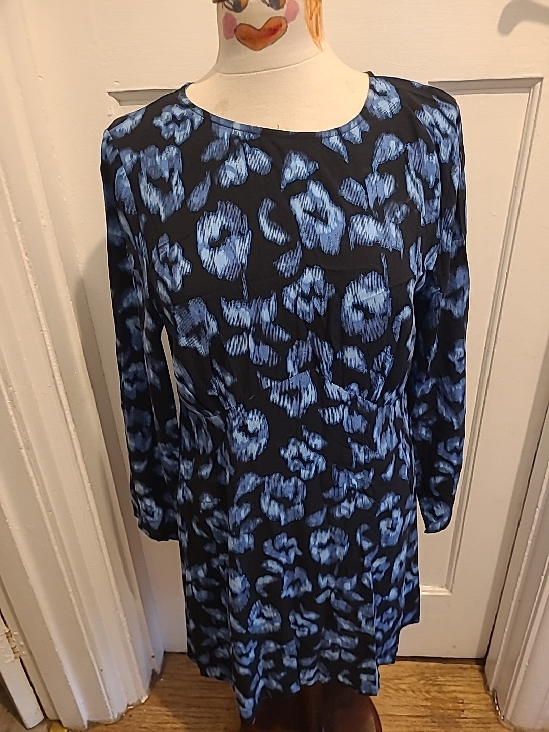 Ladies Peacocks Size 14 Blue And Black Long Sleeved Dress