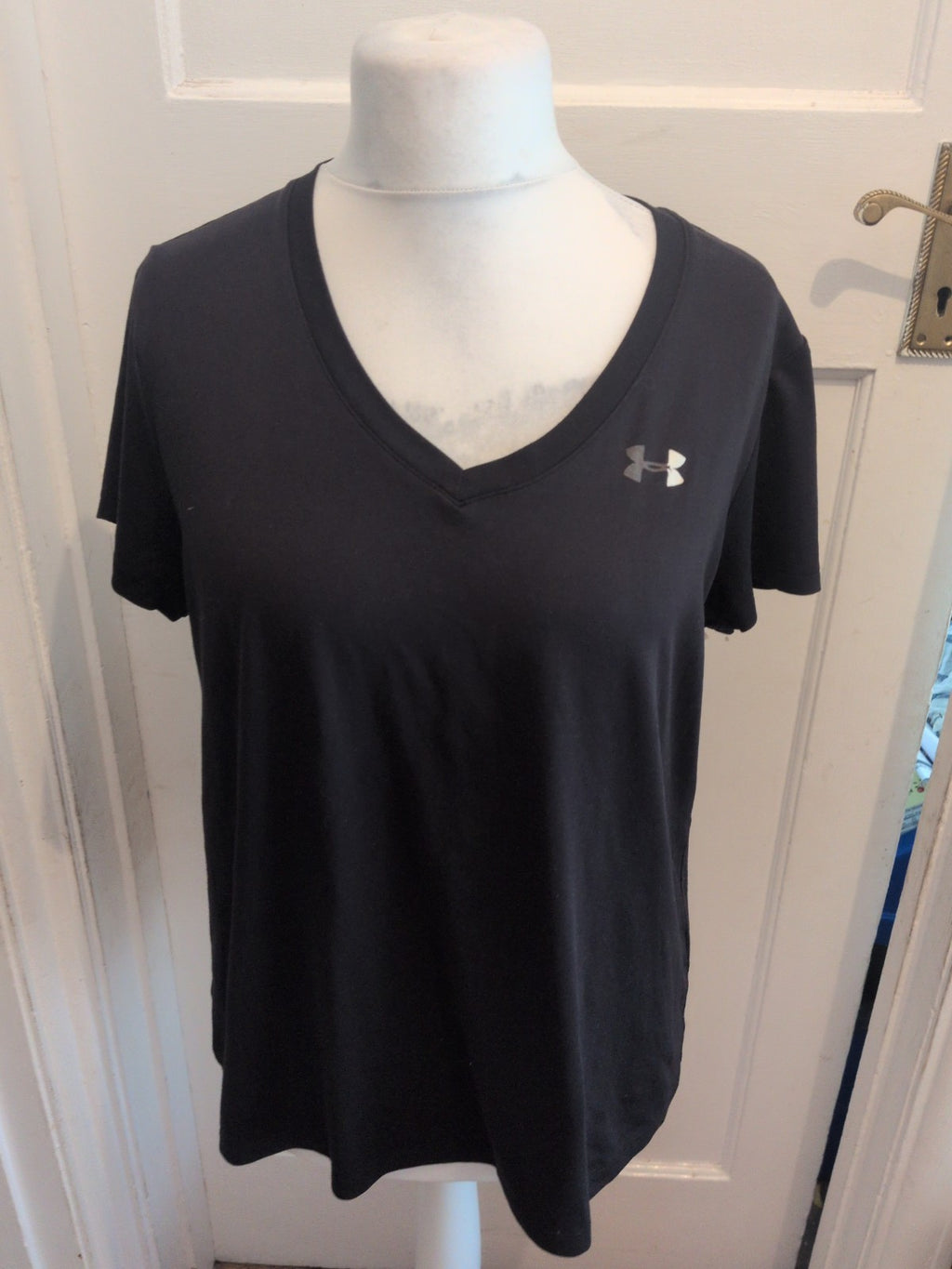 Mens Under Armour Size XL Loose Black Short Sleeve T-shirt