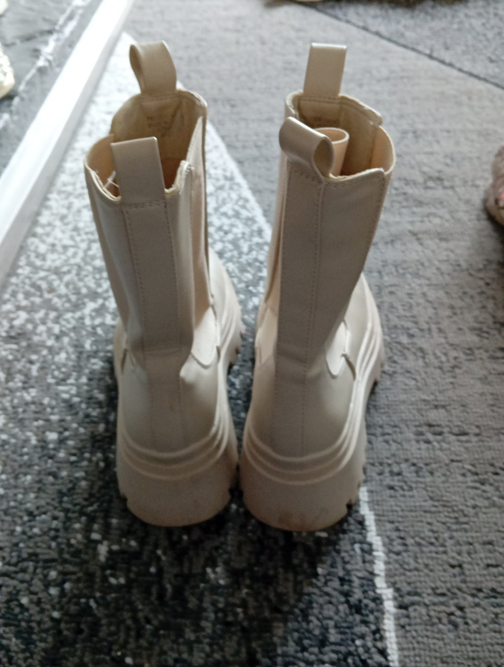 Ladies Cream Boots Size 6 Primark Free Delivery