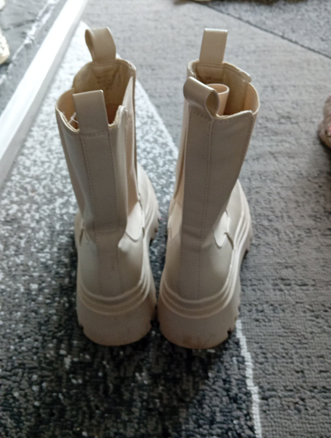 Ladies Cream Boots Size 6 Primark Free Delivery