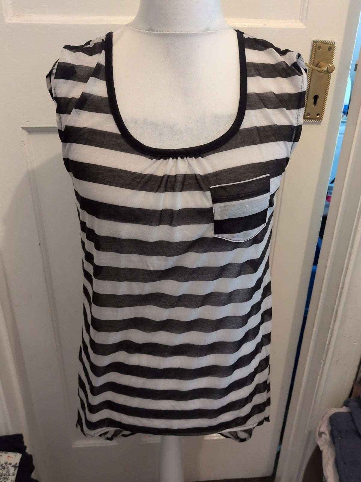 Primark 12 Black White Striped Sleeveless Hemtee