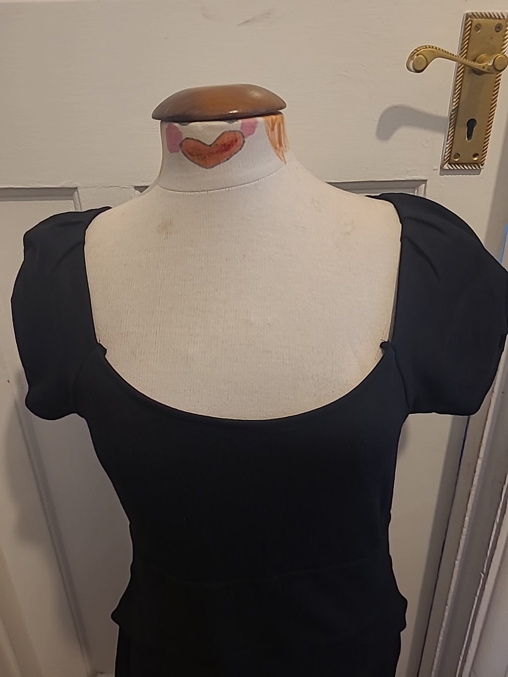 Ladies Great Plains Size Large Black Cap Sleeved Dress
