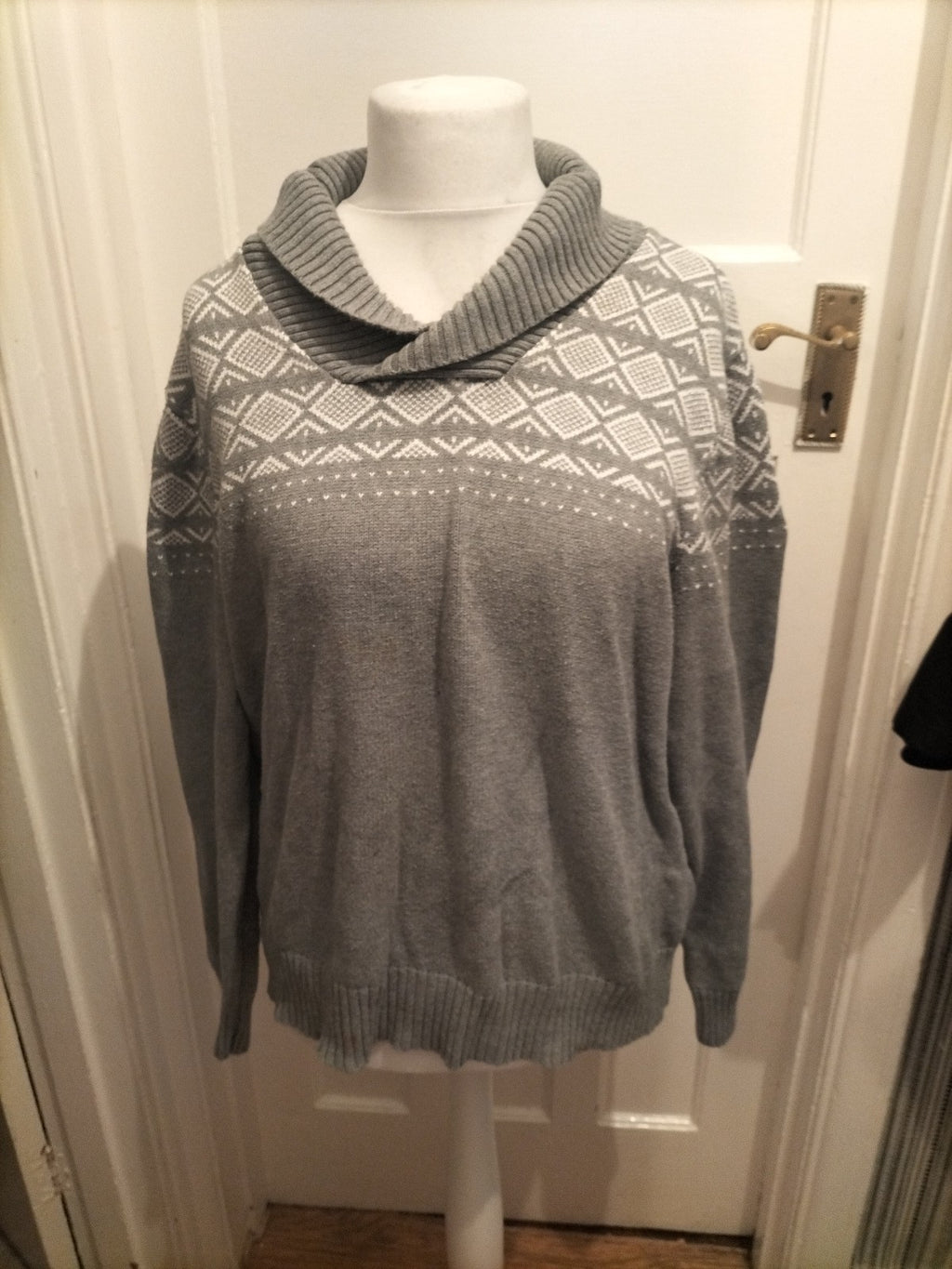 Mens Primark XL Grey And White Collared Pullover Jumper