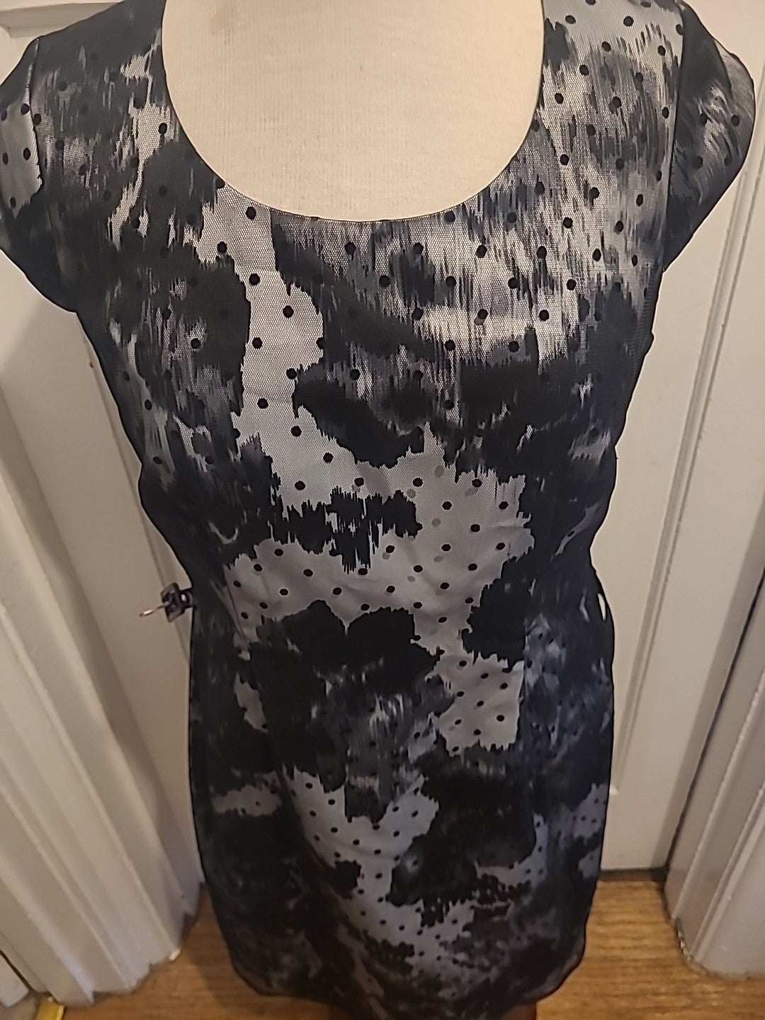 Ladies Precis Size 12 Black White Mesh Short Sleeve Dress