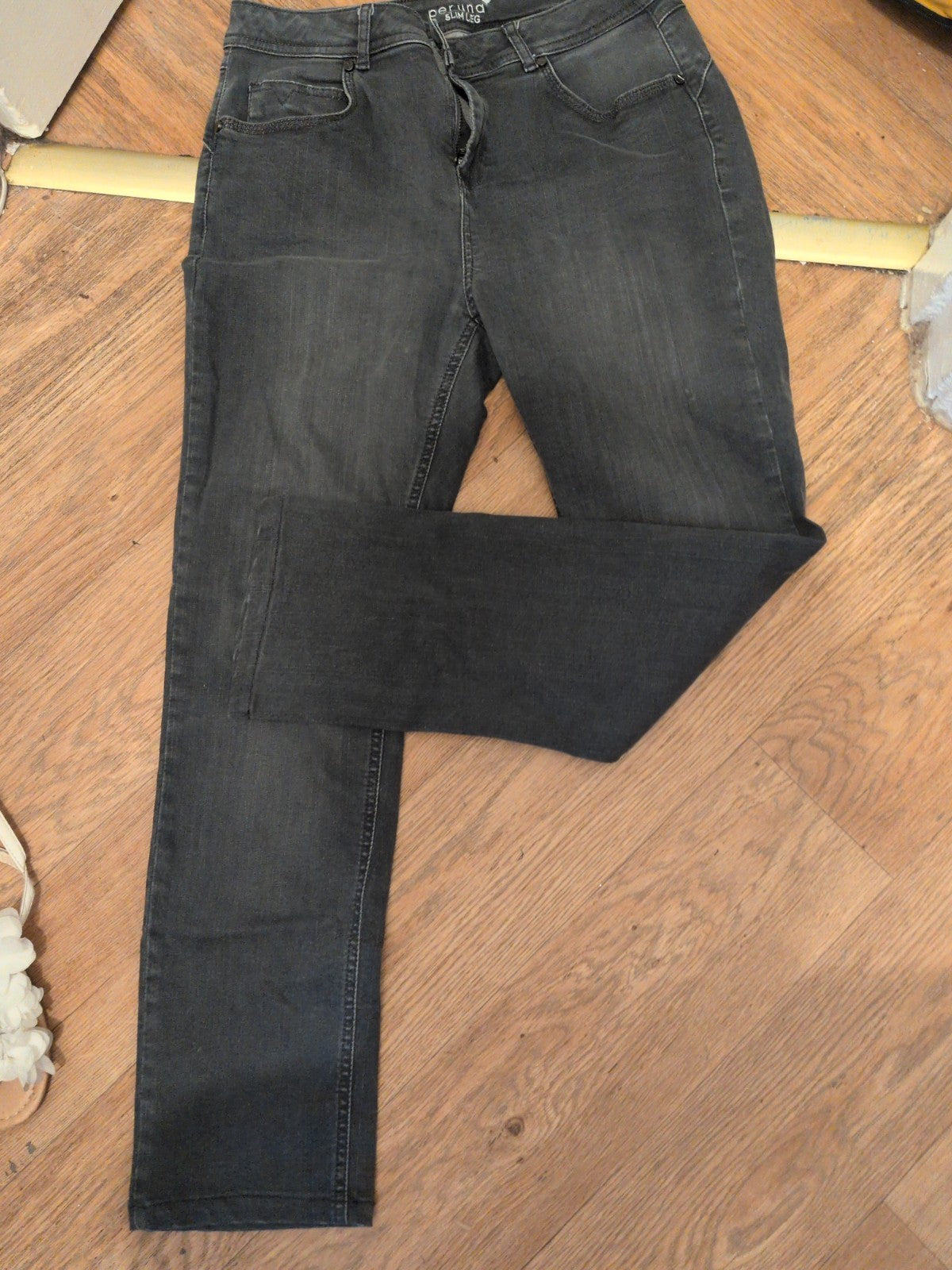 Per Una 12 Short Slim Leg Grey Jeans