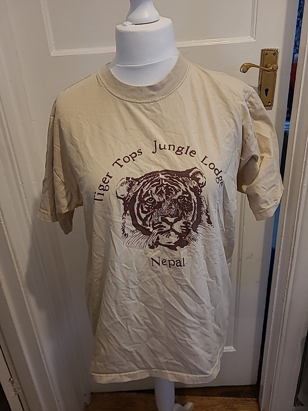Ladies Size Large Beige Heavy Cotton Nepal Print Tshirt