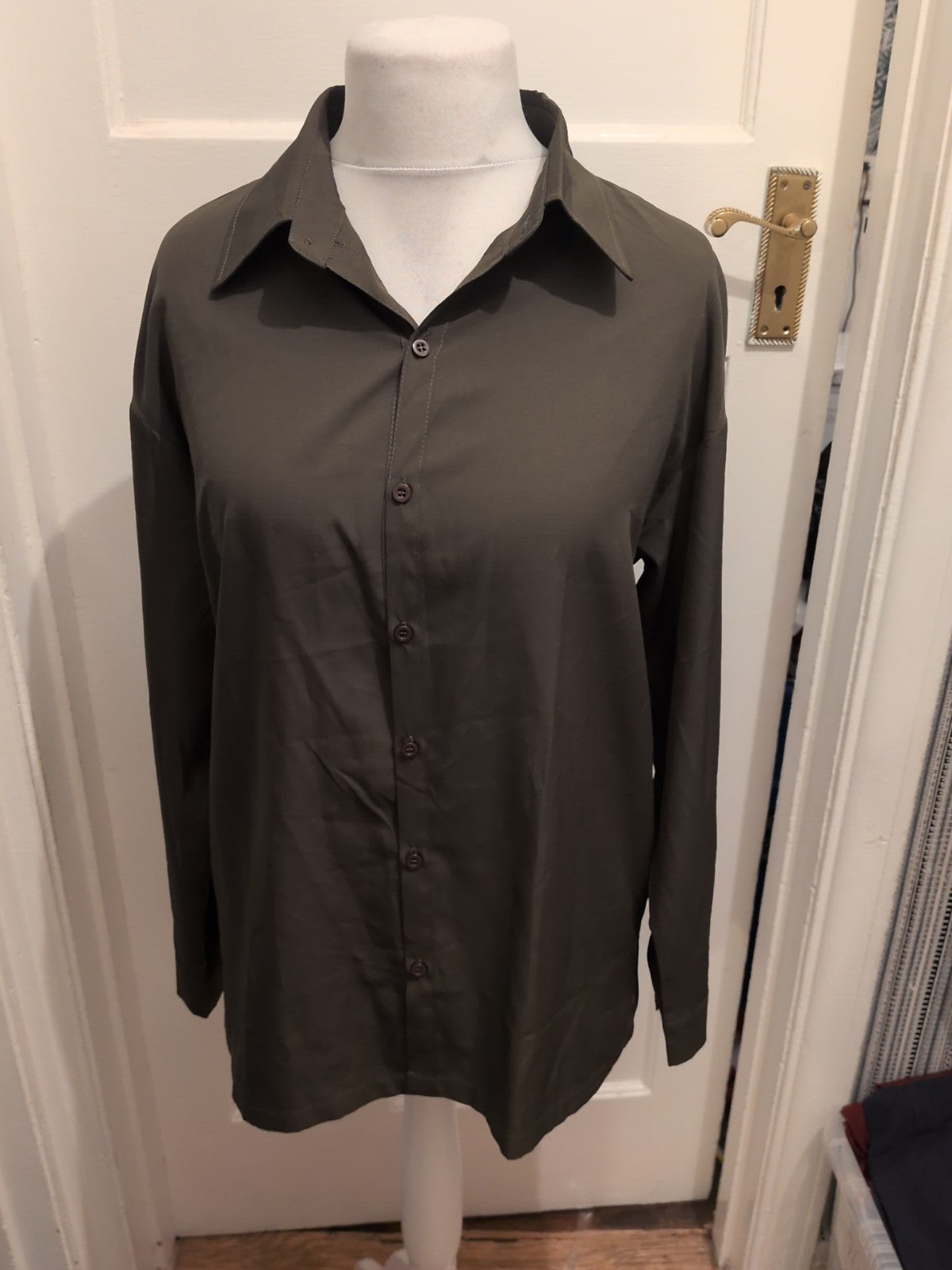 Manfinity Small Khaki Green Long Sleeve Shirt