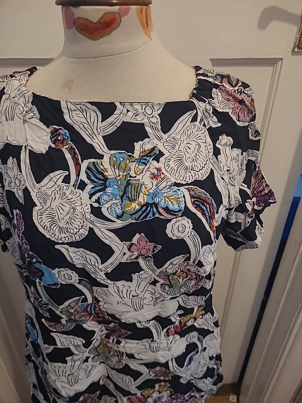 Ladies Topshop Size 16 Black Floral Short Sleeved Strapless Dress