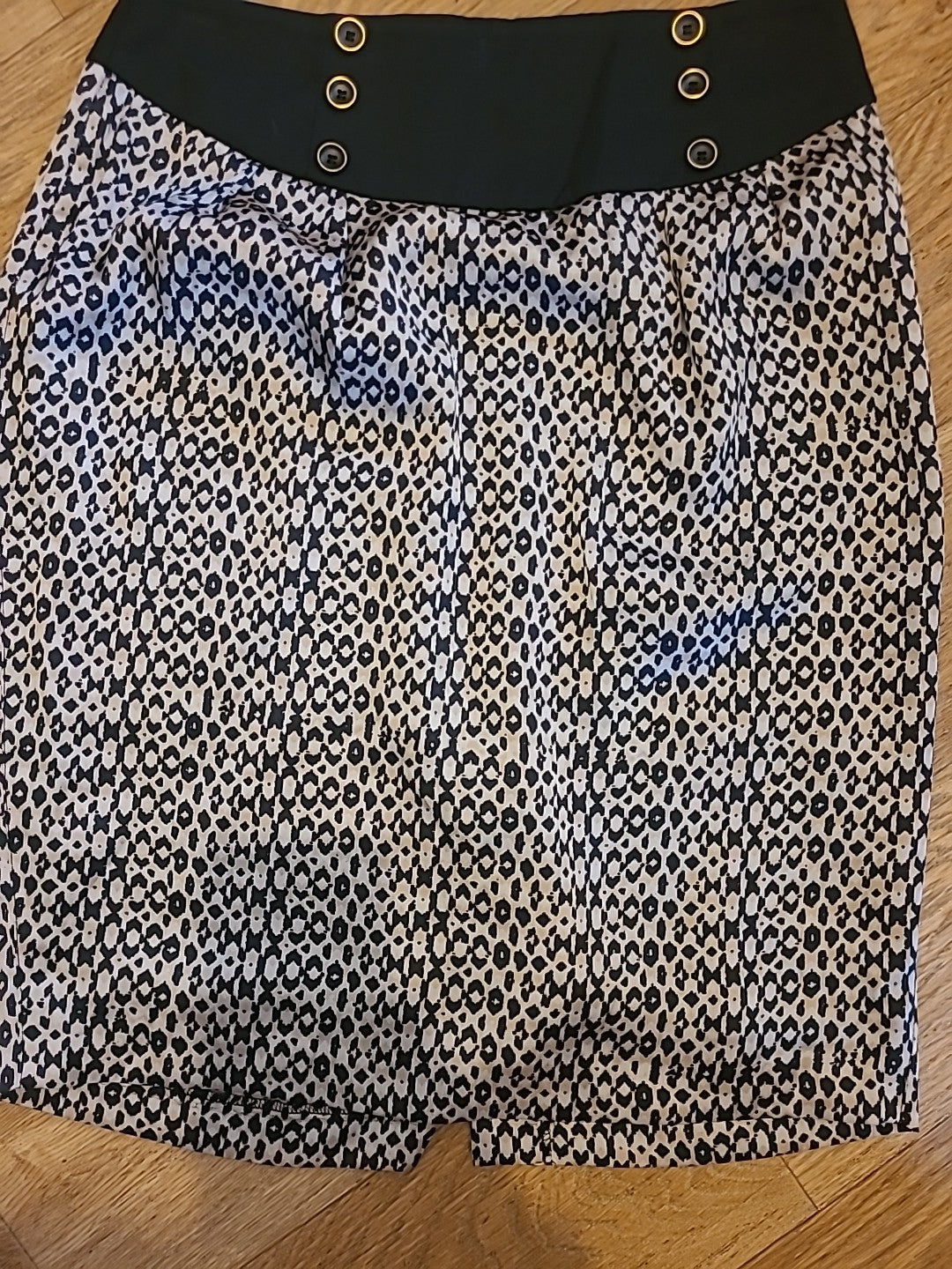 Ladies Autograph Size 10 Animal Print Design Pencil Skirt