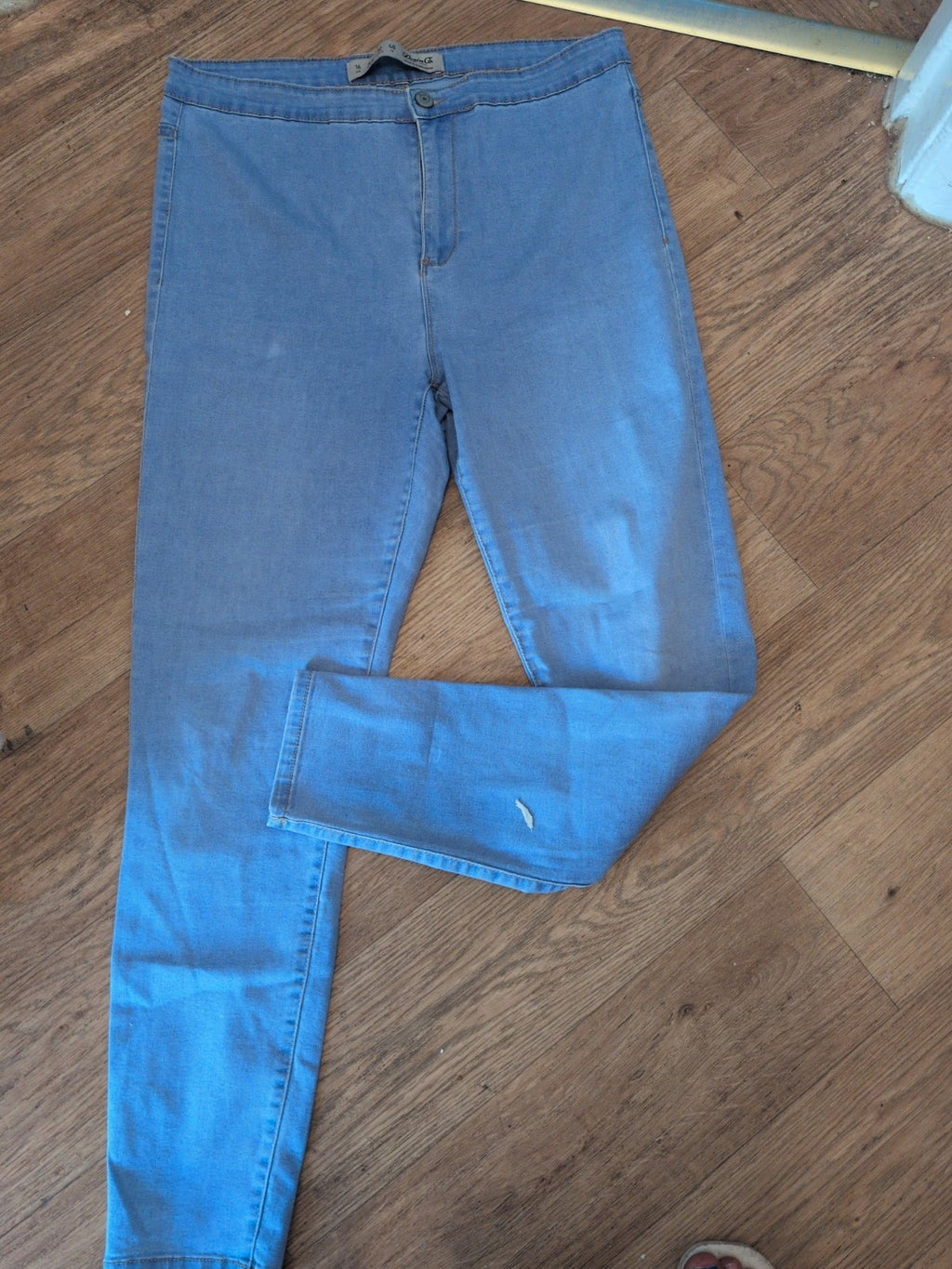 Ladies Denim&Co Size 16 Blue Soft Touch Jeans