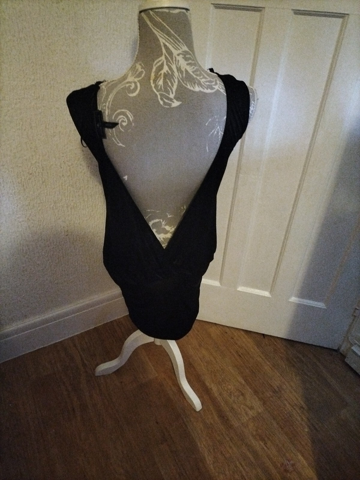 Ladies River Island Size 6 Black Sleeveless Dress