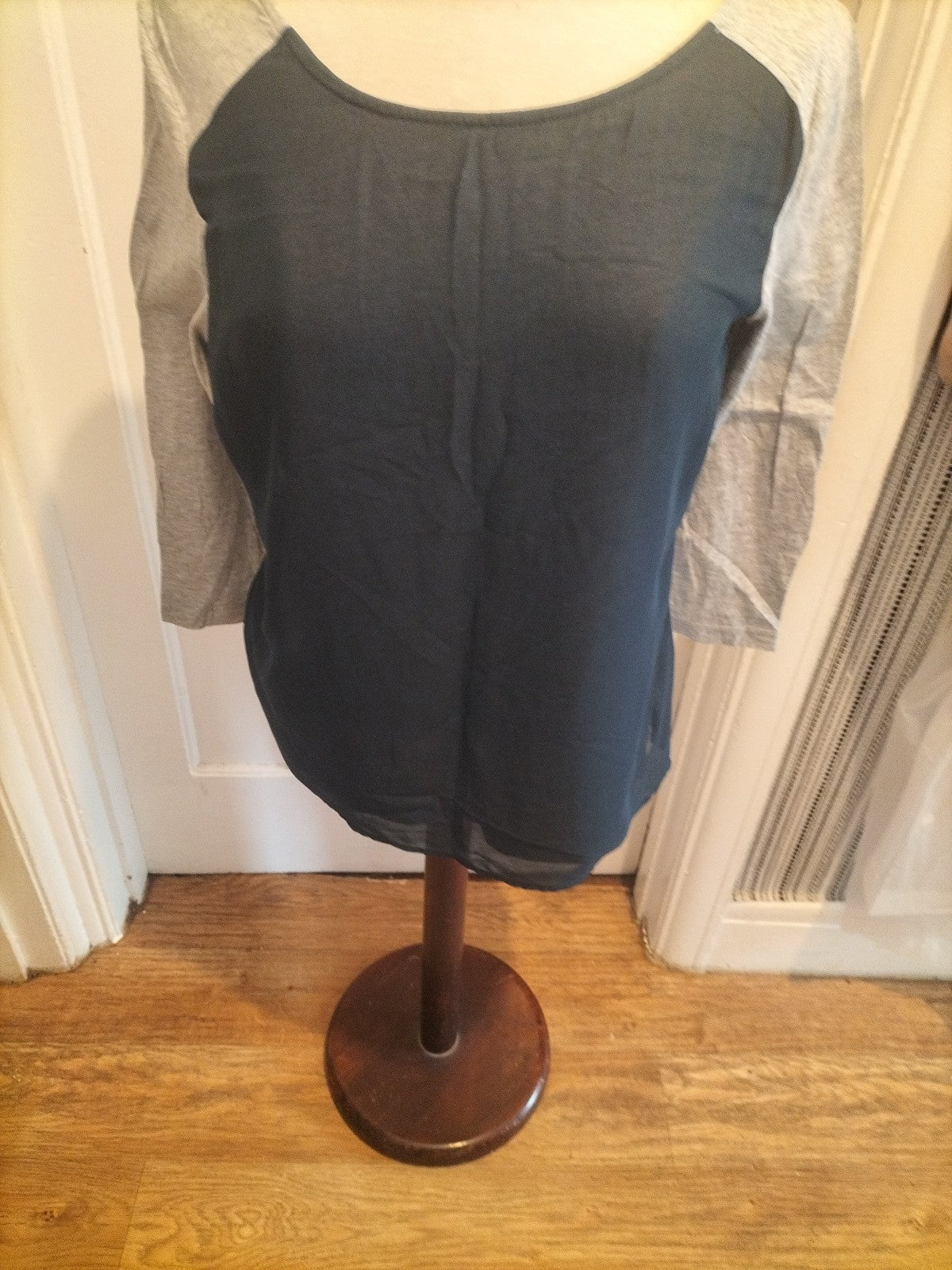 Ladies Crew Clothing Size 10 Navy Grey Long Sleeved Tshirt