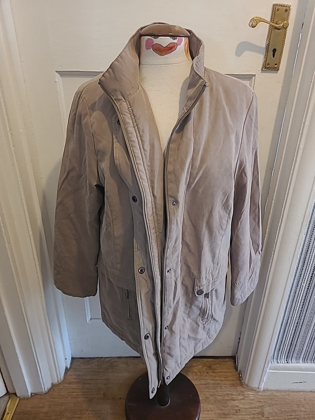 Ladies BM Collection Coat Size Med Khaki